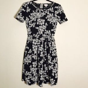 Lularoe Amelia Black and white floral (very soft).